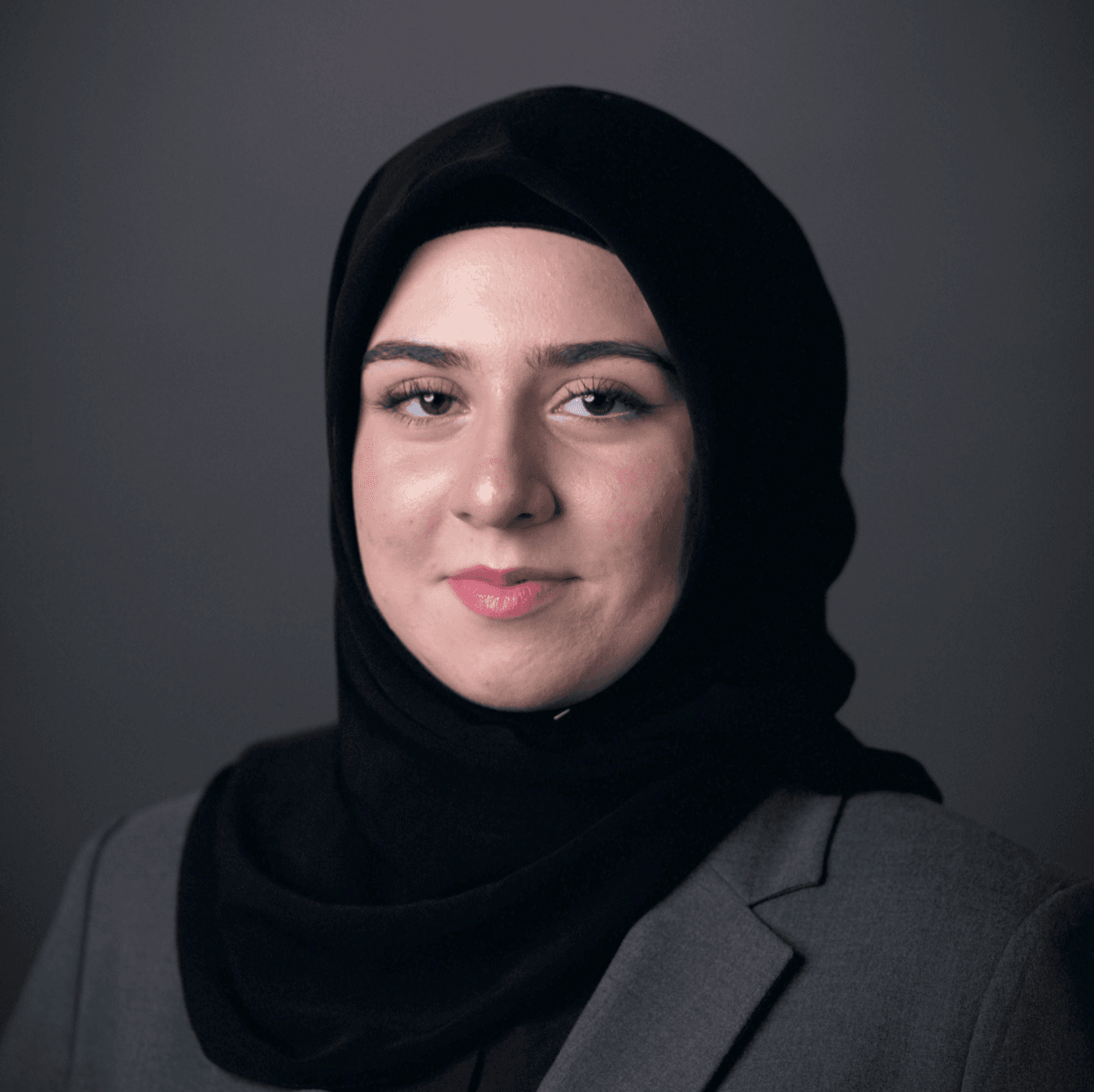 Sevval Karaduman - porträtt